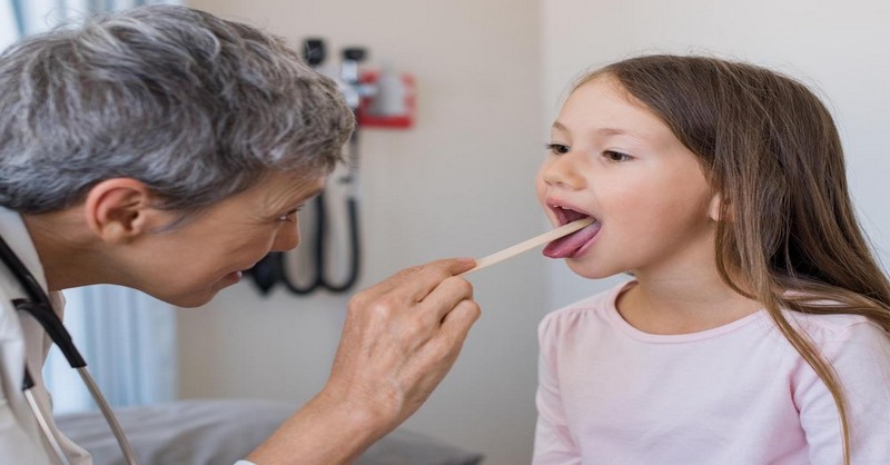Odstranění krčních a nosních mandlí u dětí zvyšuje riziko 28 nemocí