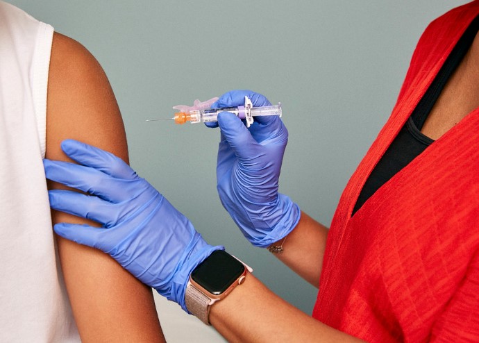 Profesoři medicíny z Harvardu prozradili nepříjemnou pravdu o vakcínách